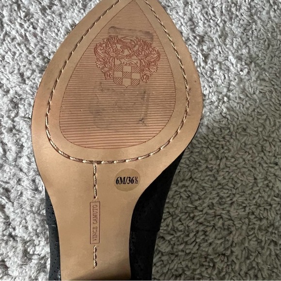 Vince Camuto Black  Ankle Bootie, Sheep Washed Wedges.  Size 6.5. #010 - Picture 9 of 9